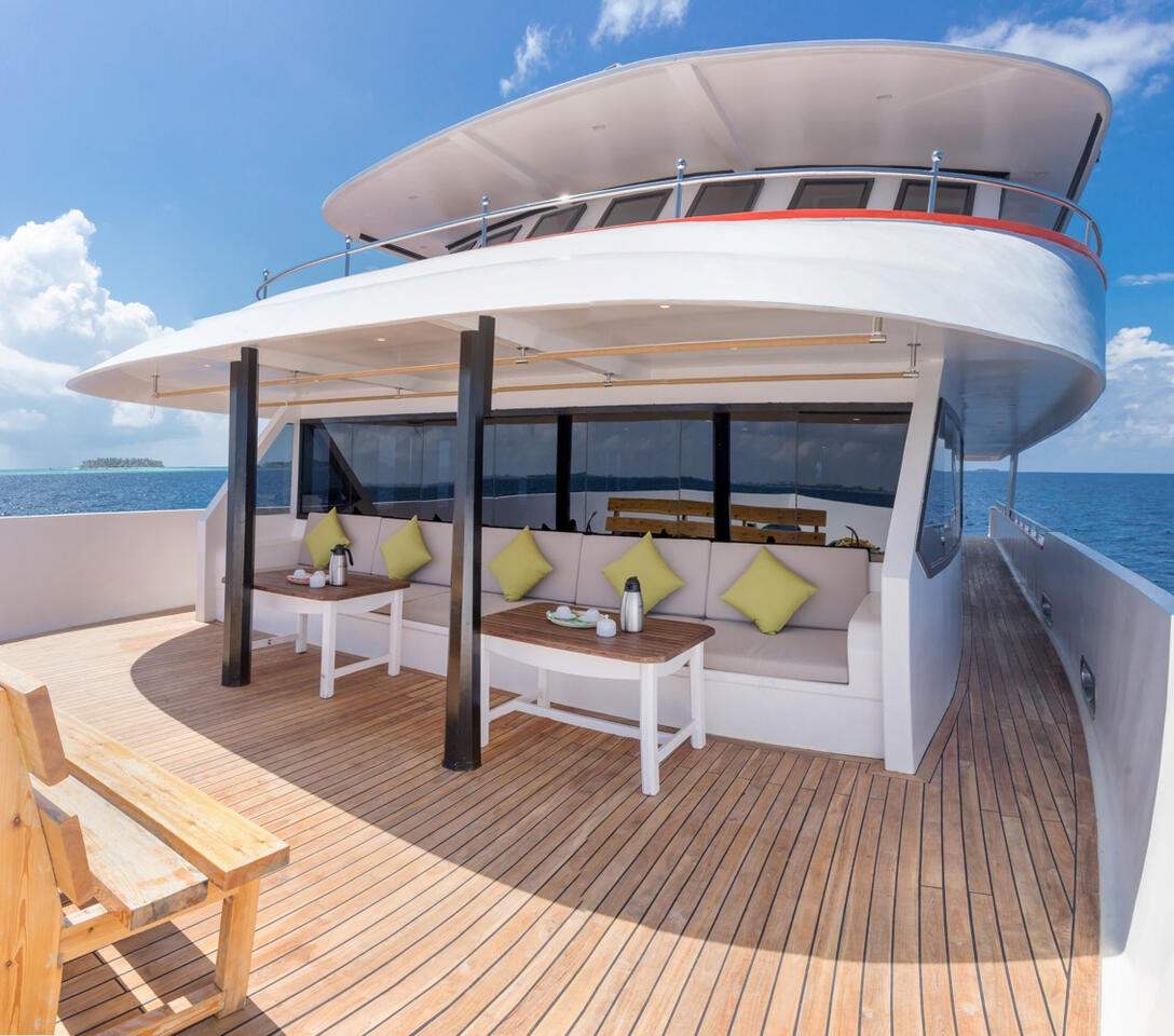 Haira - Frontdeck
